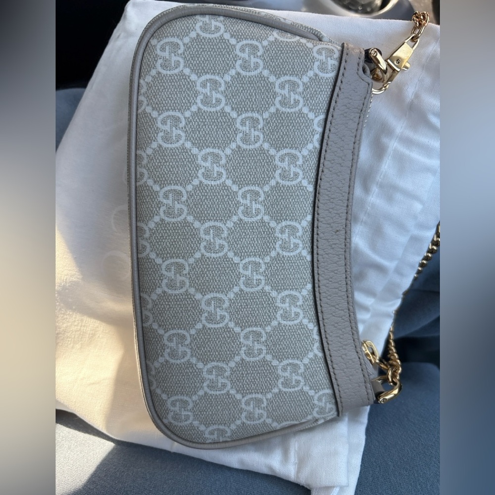Gucci Gray Monogram Clutch with Gold Chain - Picture 2 of 8